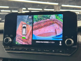 【マルチアラウンドモニター】専用のカメラにより、上から見下ろしたような視点で360度クルマの周囲を確認することができます☆死角部分も確認しやすく、狭い場所での切り返しや駐車もスムーズに行えます。