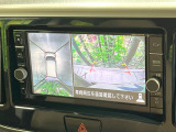 【アラウンドビューモニター】専用のカメラにより、上から見下ろしたような視点で360度クルマの周囲を確認することができます☆死角部分も確認しやすく、狭い場所での切り返しや駐車もスムーズに行えます。