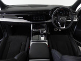 指定工場で車検までご対応可能。6ベイを完備したサービス工場を併設し、快適なAudiライフをサポートします。詳しくは0078-6002-900146中古車スタッフまで