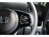 Hondaセンシングの機能のひとつ、アダプティブクルーズコントロール付!アクセルから足を離しても設定したスピードと前車との車間を保ち走行してくれます!車線維持もアシスト☆高速道路で疲労軽減ですね☆