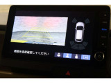 バックカメラが装備されており、後方の安全確認はもちろんのこと狭い場所での駐車や雨の日・夜間など視界の悪いコンディションでのストレスの軽減にもなります!