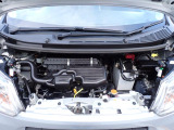 エンジンルームもきれいですよ。機関機構系も良好です。納車前に点検整備も行います。エンジンオイル・オイルフィルター等は交換致します。