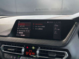 人気の純正ナビを装備しております!ナビの使いやすさはもちろん、Bluetooth接続など充実のオーディオ機能でお出かけはもちろん、通勤や買い物など普段のドライブも楽しめます♪