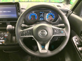 【純正革巻きステアリング】上質な革を使用することで、手にしっかり馴染みとても運転しやすいハンドルです♪
