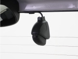 ◆リアにもドライブレコーダーを装備しております◆映像・音声などを記録する自動車用の装置です。もしもの事故の際の記録はもちろん、旅行の際の思い出としてドライブの映像を楽しむことができます。