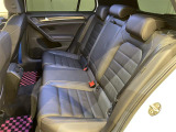 ゴルフ R 4WD 本革シート