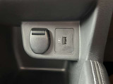 USB(A)