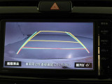 バックガイドモニターで、後方を確認しながら安心して駐車することができます。運転初心者も熟練者も必須の機能ですよ!