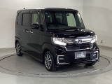 ご覧のように綺麗にクリーニングされており、とてもキレイなボディですよ。外装はもちろん内装も綺麗です。
