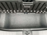 収納の容量は充分にあるラゲッジアンダーボックスです。