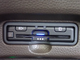 ■【ETC車載器】が装備されています。セットアップをしてお渡しとなり、ETCカードを差し込むだけで高速道路の利用が可能です。