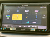 ラジオやCD、Bluetooth接続など、多彩な音源に対応。お好みの音楽で車内を盛り上げましょう。
