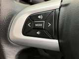 ナビゲーションに視線を移さず、ハンドルから手を離さず、運転に集中したまま手元でオーディオ操作できます♪