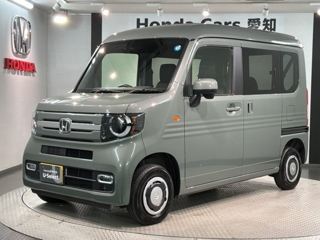 N-VAN ファン 4WD