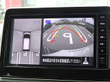【アラウンドビューモニター&バックモニター】クルマを真上から見下ろしているかのような映像が表示され、周囲の状況がひと目で把握できるので、安心してスマートに駐車できます。駐車が苦手な方にオススメです!