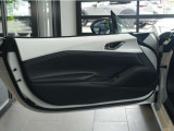 神戸マツダ神戸西インター店は、通常ディーラー+&alpha;の次世代型店舗としてROADSTER EXPERIENCE SPACEの冠を掲げ、「いつでも・誰でも・気軽に会いに行ける」ロードスターUカー専門店。