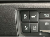 ホンダが推し進める総合先進安全装備のセンシング搭載! 衝突や斜線はみだしなどの危険が予測される時、センサーが警告。ヒューマンエラーを高度先進技術が補完してくれます。