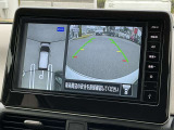 アラウンドビューモニターは、まるで上空から見たような映像で駐車をサポート!苦手な駐車も心強いですね!