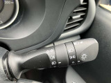 運転席から操作しやすい位置に配備されています♪