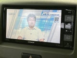 停車中に、地上デジタル放送を楽しむことができます。長距離ドライブの休憩時間などに、ニュースや番組をチェックできます。快適な時間を過ごせます。