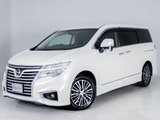 ★展示前点検実施★特殊な機材も用いて、前車点検を実施しております!