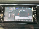 アラウンドビューモニターで車庫入れも安心です