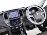 使いやすさや安全性を追求したステアリング周り!高級車ゆえにスイッチ類が多いのも特徴ですね!考え尽くされた配置ですぐに使いこなす事が出来ますのでご安心下さい!是非、体感してみて下さい!!