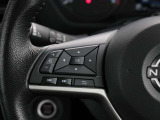 便利なステアリングスイッチ装備です。