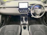 カローラクロス 2.0 GRスポーツ E-Four 4WD 