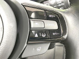 【アダプティブクルーズコントロール】高速道路での長距離走行が楽に!!自動で速度を保つクルーズコントロールが、衝突軽減システムと連携し、前方の車両を感知して車間を保つように速度調節してくれます!!