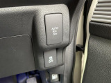 店舗にて現車の確認もいただけますので、お電話で在庫のご確認の上是非ご来店くださいませ。