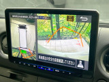 【アラウンドビューモニター】専用のカメラにより、上から見下ろしたような視点で360度クルマの周囲を確認することができます☆死角部分も確認しやすく、狭い場所での切り返しや駐車もスムーズに行えます。