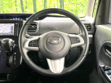 【純正革巻きステアリング】上質な革を使用することで、手にしっかり馴染みとても運転しやすいハンドルです♪
