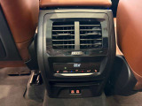 BMW正規ディーラー/禁煙車/弊社下取車/HarmanKardon/電動パノラマ・ガラス・サンルーフ/リヤシートヒーティング/TVチューナー/BMWライブ・コックピット・プロフェッショナル/ステアリング・ホイール・ヒーティング