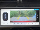 リアビューカメラ 駐車や後退時に後方の状況を確認しやすくなります。従来のバックミラーよりも広範囲でクリアな視界を提供し、死角を減らすことで障害物や歩行者の確認を容易にし、安全運転をサポートします。
