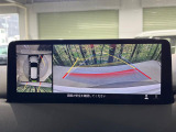 【360&deg;ビューモニター】専用のカメラにより、上から見下ろしたような視点で360度クルマの周囲を確認することができます☆死角部分も確認しやすく、狭い場所での切り返しや駐車もスムーズに行えます。
