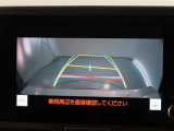 バックカメラが付いているので後方確認しながら安心して駐車することができます。