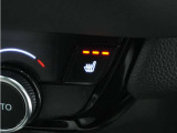 ◆シートヒーター装備◆寒い季節にピッタリなのが、このシートヒーター!寒い季節もシートヒーターが体を温めてくれます。寒い季節もドライブが楽しくなります。