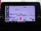 【ナビ】メモリーナビ(MM321D-L)付きです。目的地を設定すれば初めての場所でも簡単に行くことができます。もちろん音楽だって聴けちゃいます♪