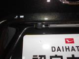 ダイハツ純正ナビ用全方位カメラが装着されております。純正ナビ装着時、ナビ画面にカメラの映像が映ります。(ナビは別売になります。)