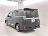 低燃費で環境にもやさしいハイブリッド車です。トヨタ専用診断機器でハイブリッドシステムを綿密に点検してあります!