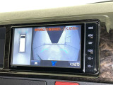 【フロントカメラ】運転席に座った状態で死角になりやすいクルマの前の様子まで確認でき安全ですね♪