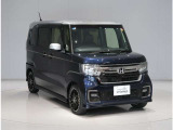 誤発進発進防止、クルーズコントロール(前走車検地による自動加減速機能付)、衝突軽減ブレーキ、斜線維持支援、路外逸脱抑制機能、先行車発進お知らせ機能、道路標識認識機能等が付いた「ホンダセンシング」です!