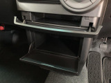 大小多数の小物入れがございます^^