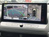 【アラウンドビューモニター】はまるで上から見ているような視点で周囲を確認できます!駐車が苦手な方でも安心して駐車できますね♪