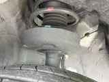 お車を安心してお乗りいただく為には、足回りの定期点検が欠かせません。サービスサポート(有償保証)では無料点検もご提供しており、安心のカーライフをお過ごしいただけるサポート体制が整っています。