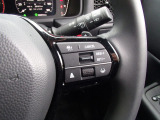 Hondaセンシングの機能のひとつ、アダプティブクルーズコントロール付!アクセルから足を離しても設定したスピードと前車との車間を保ち走行してくれます!車線維持もアシスト☆高速道路で疲労軽減ですね☆