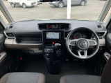 内装クリーニング済みです。しっかり綺麗にしていますので、是非お確かめください。納車時にはもう一度キレイにいたしますよ!