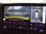 ☆ブラインドコーナーモニター付きです!見通しのよくない交差点などで左右の状況を映し出してくれるので安心です♪