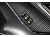 運転席のシートポジションメモリー機能は、登録済みの運転者と交代しても、シートポジションの変更の手間がかかりません。
